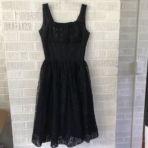 Vintage black lace sleeveless cocktail dress size 2 homecoming prom
